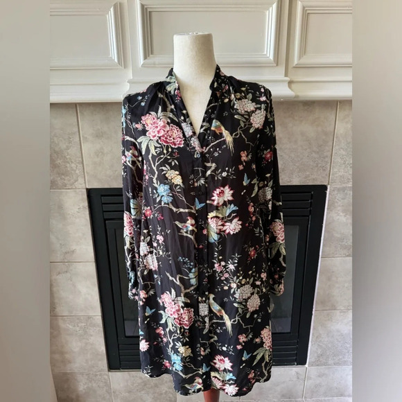 H&M by GP & J Baker Black floral bird print Tunic Shift Dress Size 2 Button Down - Picture 2 of 13